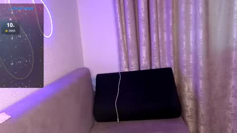 _kylle_ online show from 06-25-26, 06:56