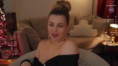 _lady__m_ online show from 07-27-26, 09:55