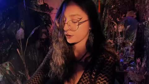 Snapshot of _lady_luna_ chatting on 07-24-26, 12:08 Lady Luna online show from 07-24-26, 12:08