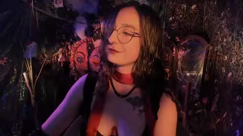 Snapshot of _lady_luna_ chatting on 07-31-26, 11:59 Lady Luna online show from 07-31-26, 11:59