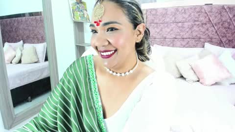 NAILHA SAJANI  online show from 02-06-25, 02:58