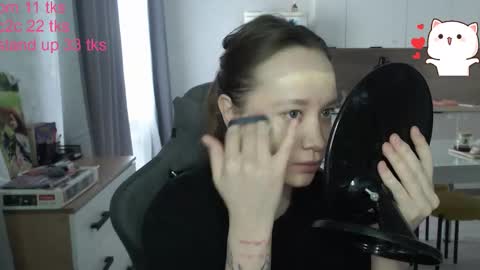 _lalune_ online show from 02-01-26, 10:47