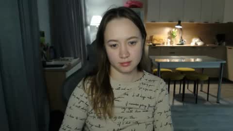 _lalune_ online show from 03-09-26, 06:12