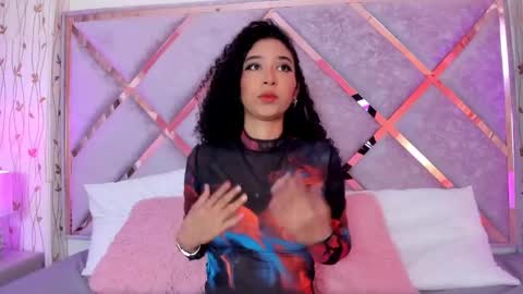 Lanna  online show from 01-23-25, 02:17