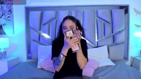 Lanna  online show from 02-06-25, 11:32