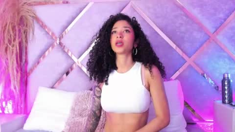 Snapshot of _lanna_jhonson_ chatting on 05-31-26, 12:01 Lanna online show from 05-31-26, 12:01
