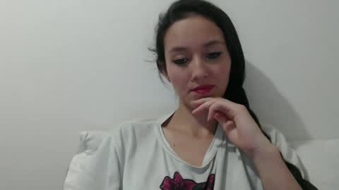 Lauren 3 online show from 12-15-24, 11:20