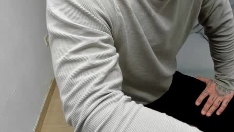 Layne online show from 03-27-26, 09:42