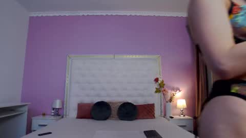 Lena Paul online show from 02-11-26, 05:12