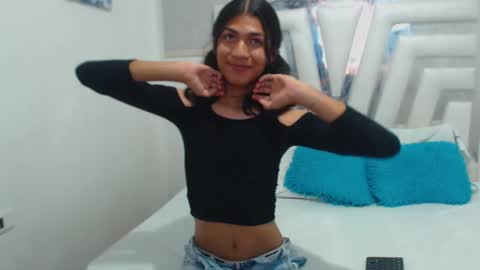 Snapshot of _lexx1e chatting on 12-11-24, 05:15 _lexx1e online show from 12-11-24, 05:15