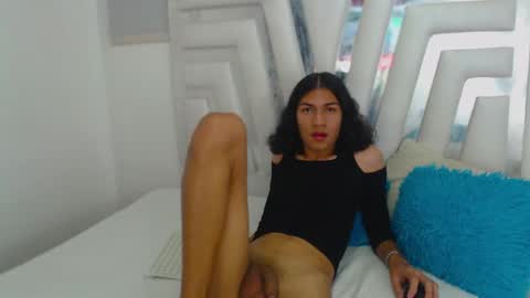 Snapshot of _lexx1e chatting on 12-17-24, 04:53 _lexx1e online show from 12-17-24, 04:53