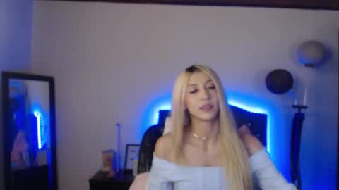 Lia online show from 09-24-25, 02:09