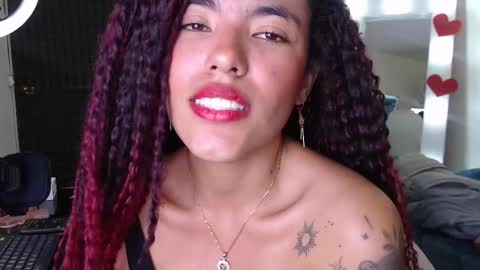 Snapshot of _lili_rose chatting on 02-28-25, 09:55 Lili online show from 02-28-25, 09:55