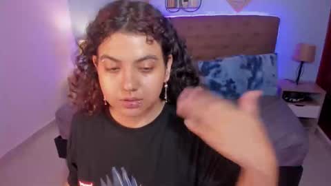 Liily online show from 12-02-25, 08:04