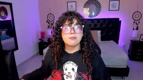 Liily online show from 03-21-26, 04:39