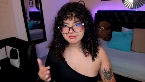 Liily online show from 04-14-26, 04:51