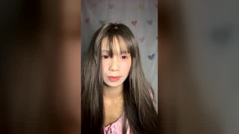 Snapshot of _lily0_ chatting on 06-10-26, 02:16 _lily0_ online show from 06-10-26, 02:16