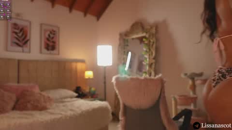 Lissana online show from 04-15-26, 07:58