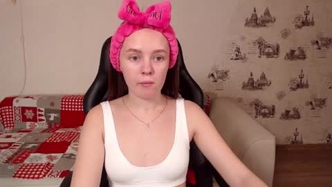 Snapshot of _little_sunshine_ chatting on 01-06-25, 03:42  My name is lina Lush is activePrivate is Open online show from 01-06-25, 03:42