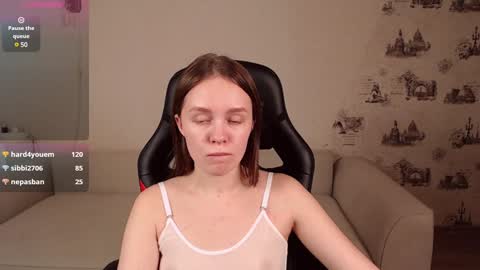 Snapshot of _little_sunshine_ chatting on 02-06-25, 09:11  My name is lina Lush is activePrivate is Open online show from 02-06-25, 09:11