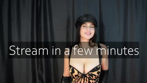 Snapshot of _littlecherryy_ chatting on 05-06-26, 01:47 Tania online show from 05-06-26, 01:47