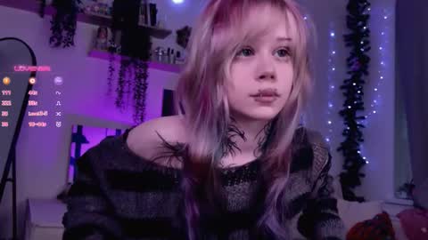 Lolly online show from 12-17-25, 08:42