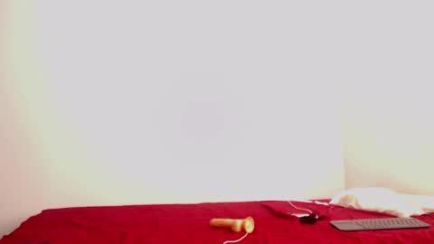 Snapshot of _loreana_ chatting on 01-22-25, 02:56 _loreana_ online show from 01-22-25, 02:56