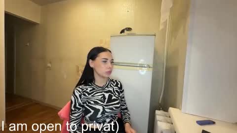 Mary online show from 10-09-25, 01:53