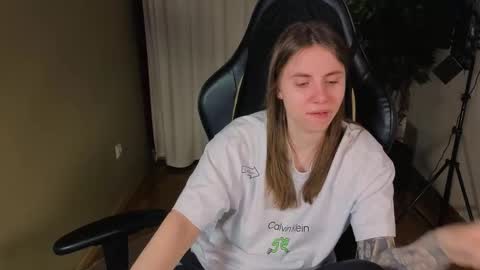Ann online show from 03-26-26, 04:34
