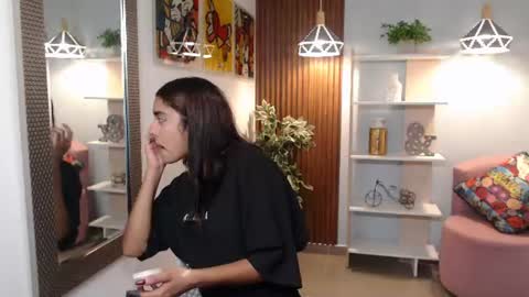 Snapshot of _lucy_grey chatting on 06-12-26, 11:09 Lucy online show from 06-12-26, 11:09