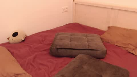 Anna online show from 02-15-25, 11:50