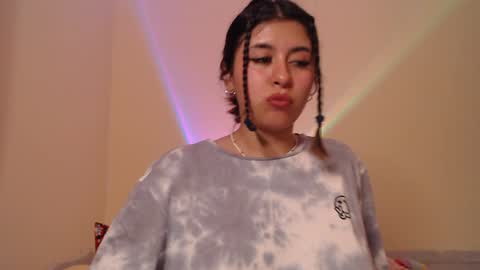 Snapshot of _maiahairy_ chatting on 12-11-24, 01:58 Maia online show from 12-11-24, 01:58