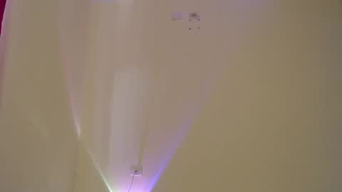 Snapshot of _maiahairy_ chatting on 02-12-25, 01:37 Maia online show from 02-12-25, 01:37
