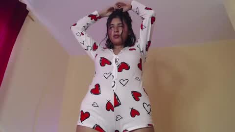 Snapshot of _maiahairy_ chatting on 02-27-25, 01:49 Maia online show from 02-27-25, 01:49