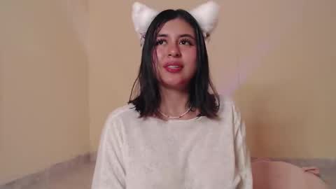 Snapshot of _maiahairy_ chatting on 03-07-25, 10:32 Maia online show from 03-07-25, 10:32