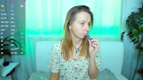 Scarlett online show from 09-28-25, 07:25