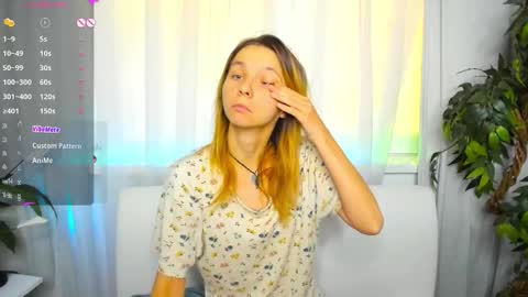 Scarlett online show from 09-29-25, 07:35