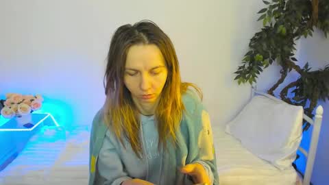 Scarlett online show from 02-06-26, 11:24