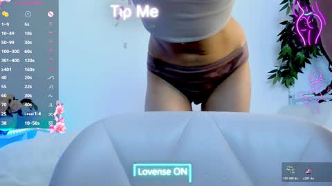 Scarlett online show from 04-01-26, 01:41