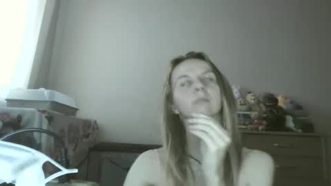 Snapshot of _mari_so chatting on 06-25-26, 11:48 Scarlett online show from 06-25-26, 11:48