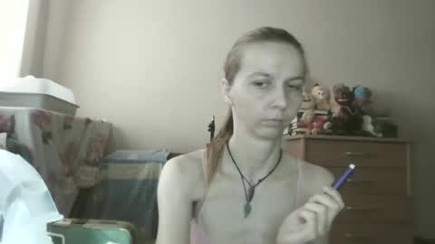 Snapshot of _mari_so chatting on 06-26-26, 11:14 Scarlett online show from 06-26-26, 11:14
