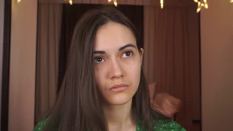  Gwen  online show from 12-28-24, 08:25