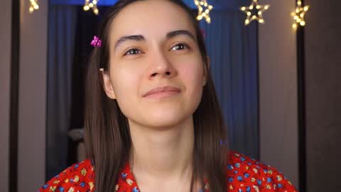  Gwen  online show from 01-10-25, 10:46