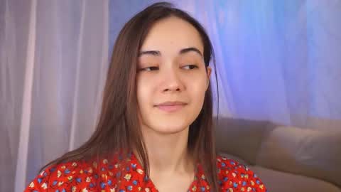  Gwen  online show from 03-12-25, 08:31