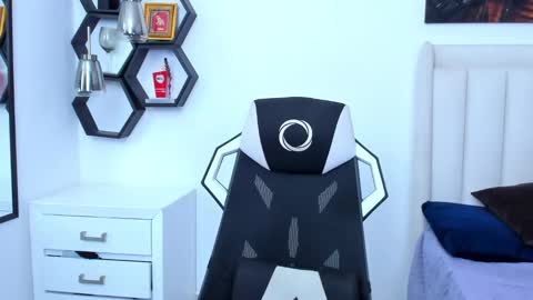 _matthew_santos_ online show from 01-15-25, 02:17