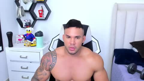 _matthew_santos_ online show from 02-09-25, 10:21