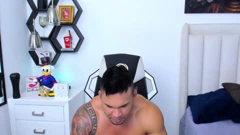 _matthew_santos_ online show from 02-18-25, 02:38