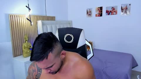 Snapshot of _matthew_santos_ chatting on 04-19-26, 01:05 _matthew_santos_ online show from 04-19-26, 01:05