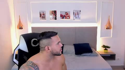 Snapshot of _matthew_santos_ chatting on 05-17-26, 01:25 _matthew_santos_ online show from 05-17-26, 01:25