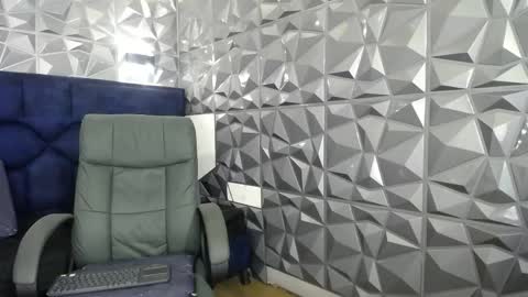 Mave online show from 04-27-26, 03:43